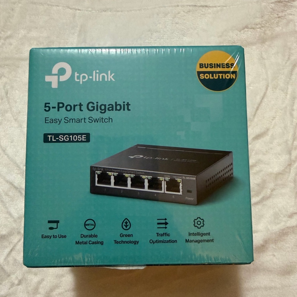 TP-Link 5-Port Gigabit Smart Switch - LAST CHANCE TO BUY